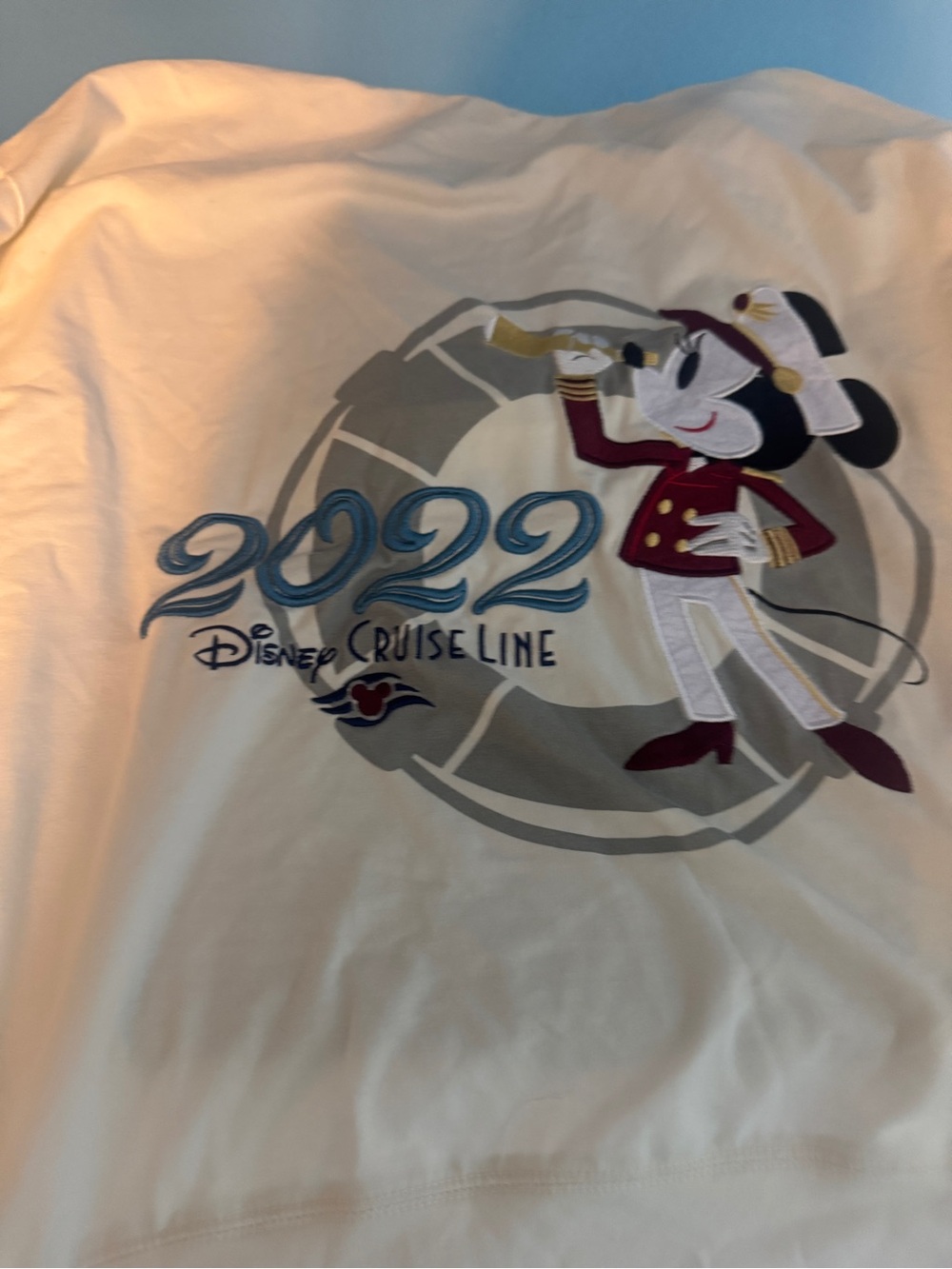2022 Men's White Graphic Shirt